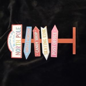 14' North Pole Tabletop Sign by Ashland